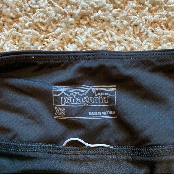 Patagonia Women’s Black Strider Running Shorts - Picture 3 of 6